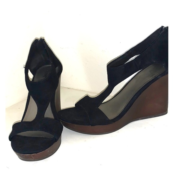 Shoes: Wedge / High Heel - Picture 1 of 1